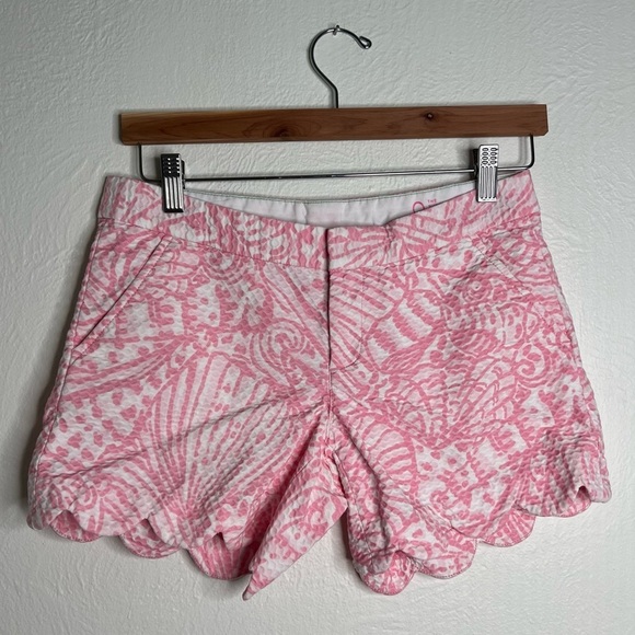 Lilly Pulitzer Pink White Print The Buttercup Stretch Scalloped Cotton Shorts 0 - Picture 1 of 9
